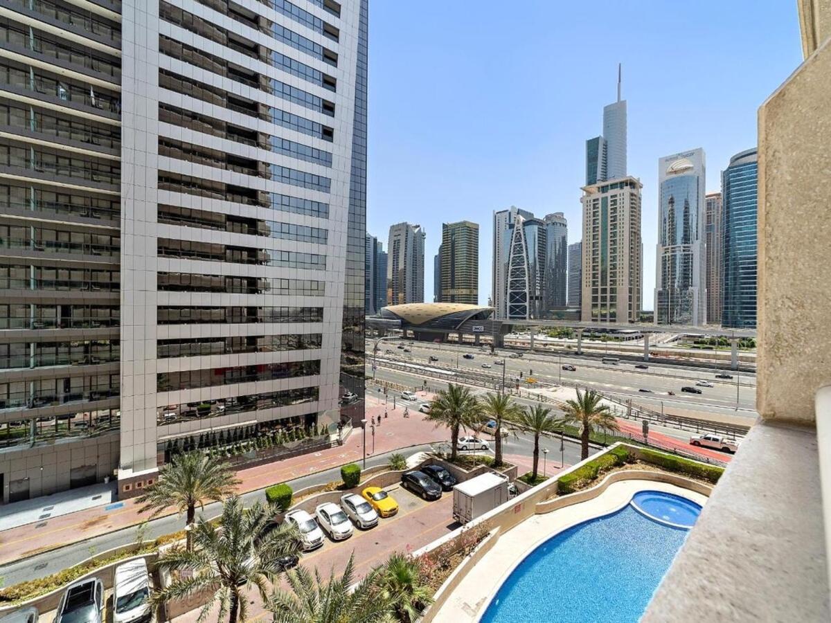 Apartment 1 Bedroom In Marina Opp Dmcc Metro Station Dubai