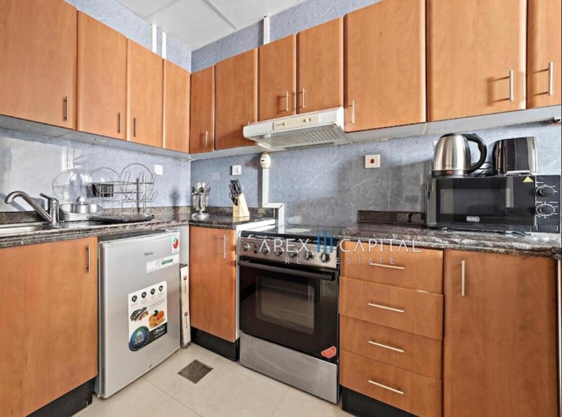 1 Bedroom In Marina Opp Dmcc Metro Station *
