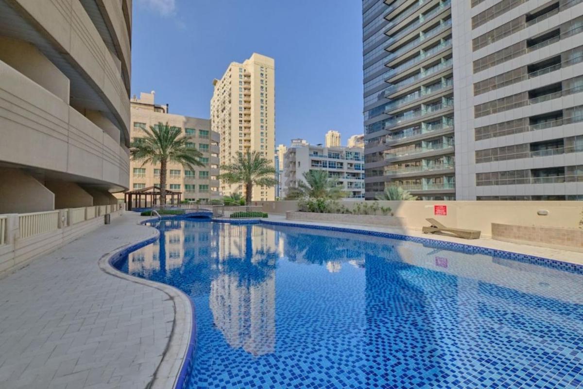 1 Bedroom In Marina Opp Dmcc Metro Station Apartment *