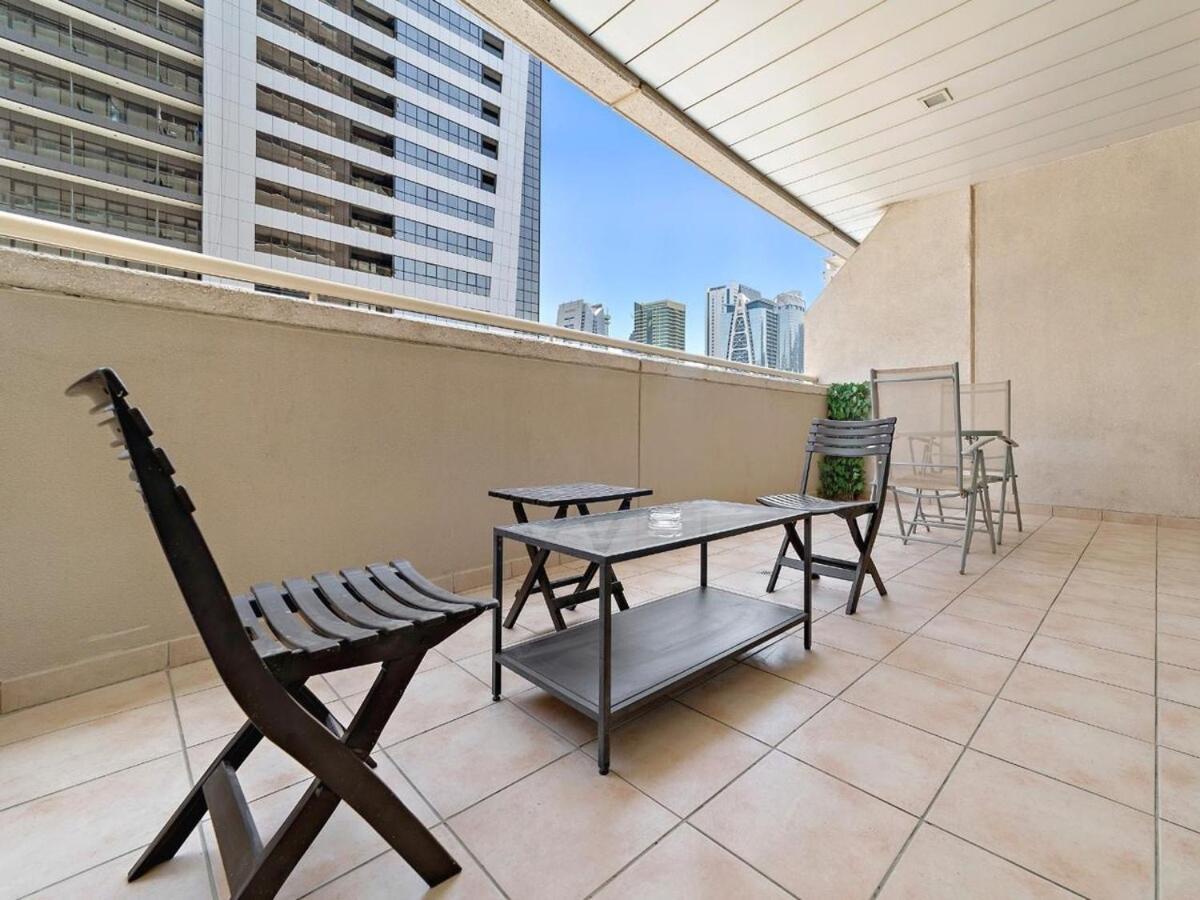 Apartment 1 Bedroom In Marina Opp Dmcc Metro Station